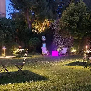 Couette-café Riari Garden, Rome