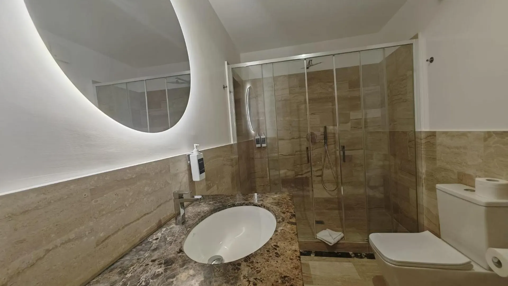 Cozy Luxury Room Pantheon Rome Italy